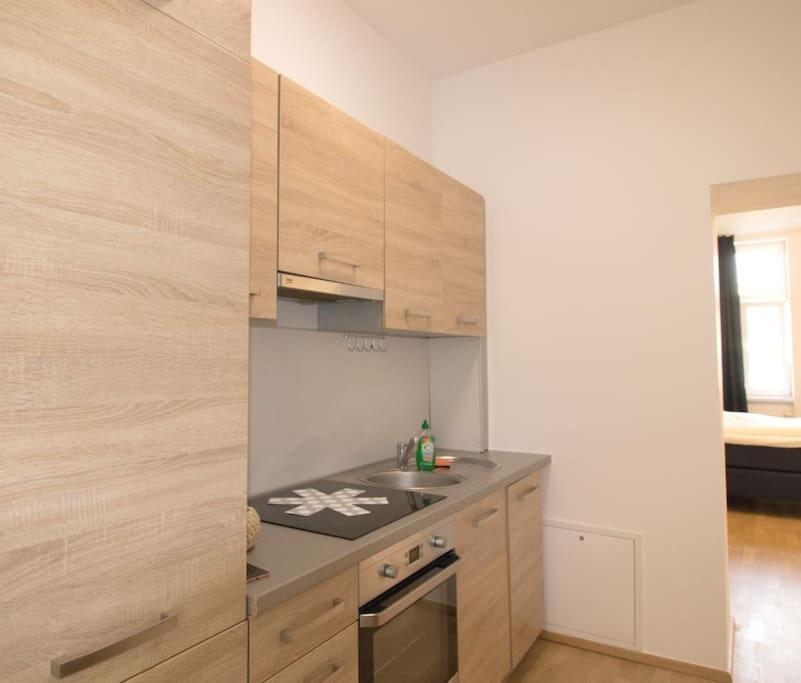 דירות וינה Stilvolle Urbane Auszeit L Lf19 מראה חיצוני תמונה